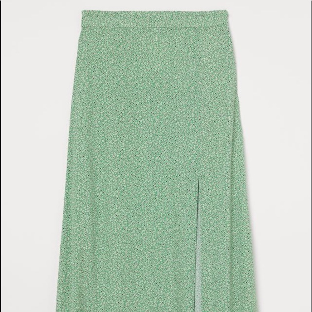 H&M skirt w/ slit
